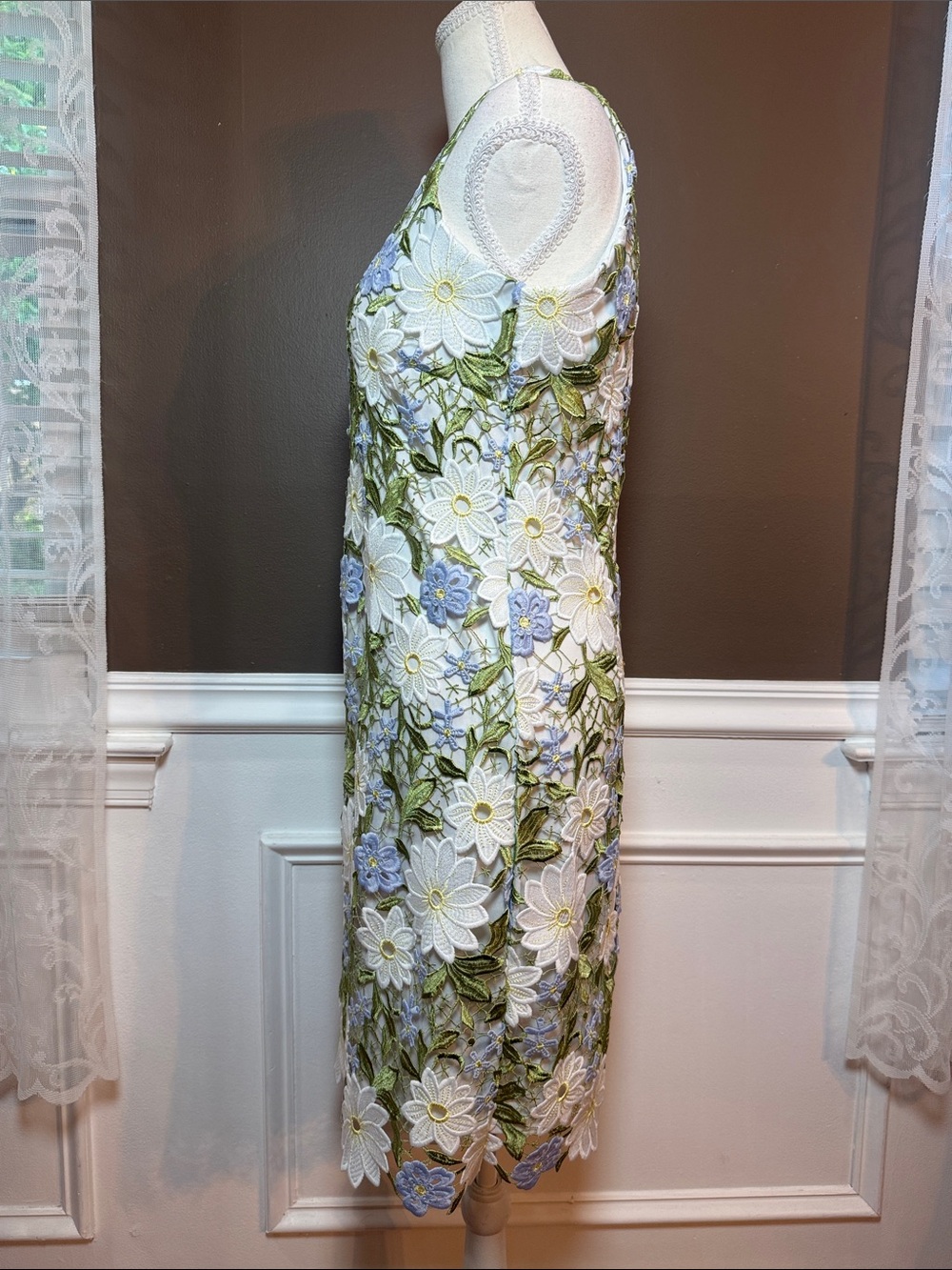 Boston Proper Floral Lace Overlay Dress White Blue Green Size 6 - Picture 3 of 10